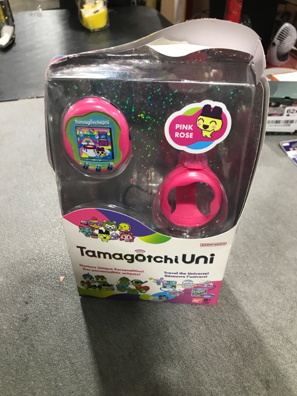 Photo 2 of Tamagotchi Uni - Pink