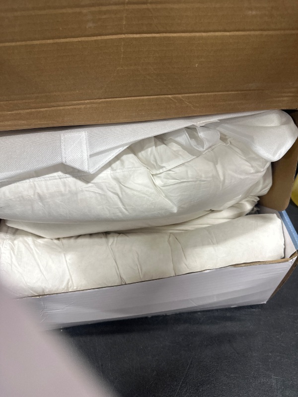 Photo 2 of AiAngu Canadian Luxury Goose Down Pillow King Size - 1050 Fill Power, 600 TC Cotton Shell- Ultra Soft and Comfort Sleep Pillows - Bed Pillows for Back, Stomach, Side Sleeper(White,King(Pack of 2))