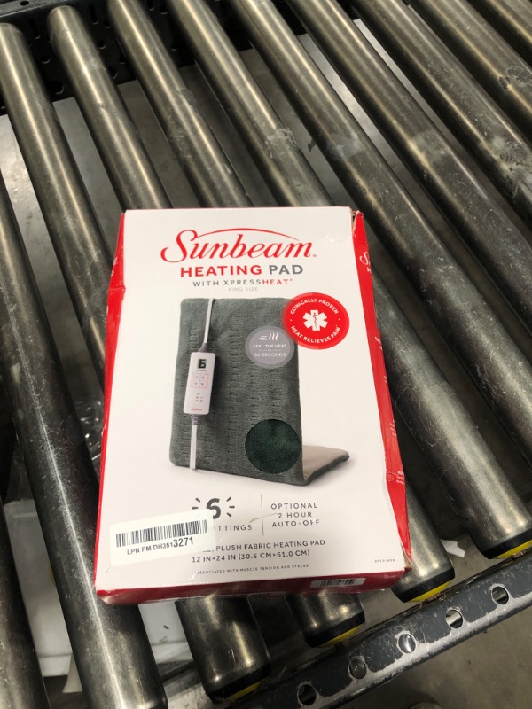 Photo 2 of Sunbeam XL Heating Pad for Back, Neck, and Shoulder Pain Relief, Auto Shut Off, 6 Heat Settings, Extra Large 12 x 24, Green, Ideal for Muscle Aches and Arthritis Pain