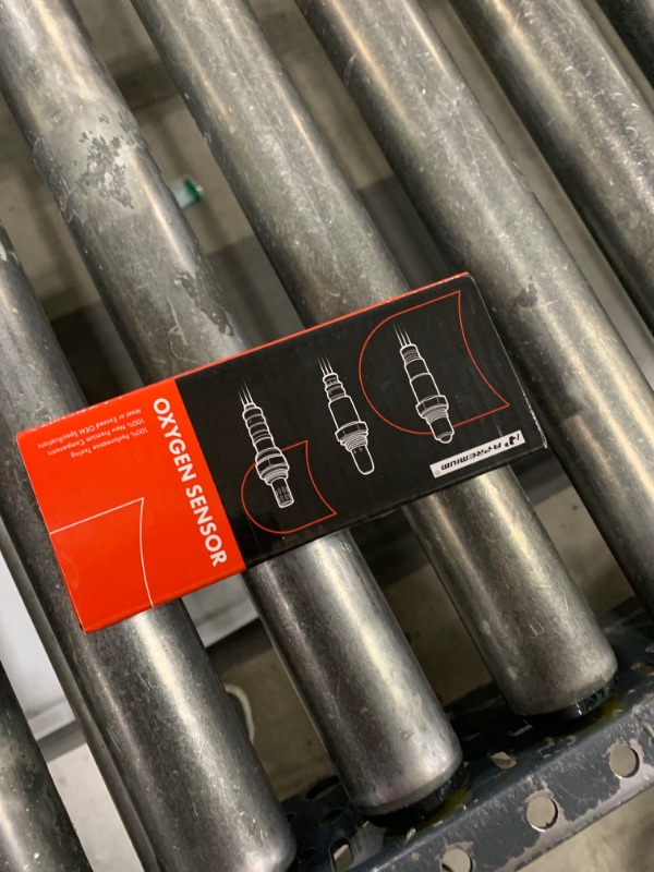 Photo 1 of A-Premium O2 Oxygen Sensor Compatible with Chrysler, Dodge, Jeep, Mercedes-Benz, Volkswagen Models - 200, 300, Sebring, Durango, Dakota, Grand Cherokee, Liberty