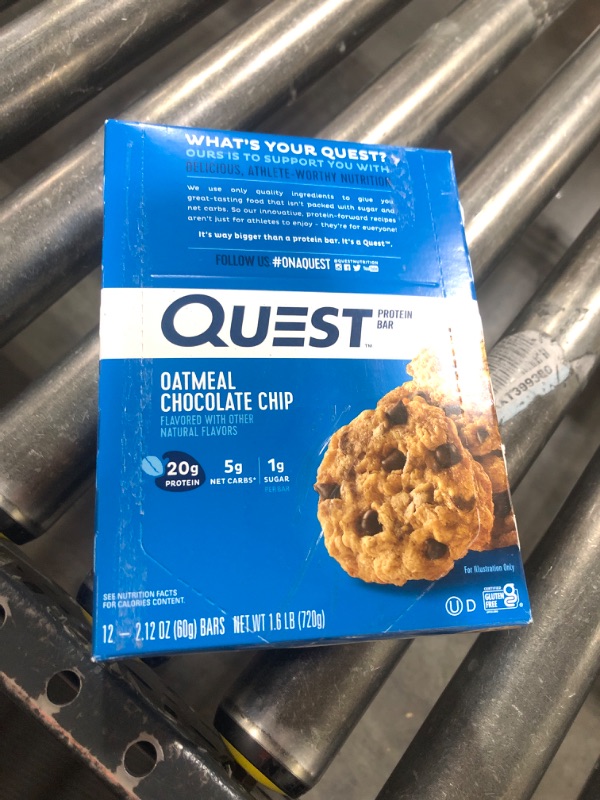 Photo 2 of Quest Nutrition Oatmeal Chocolate Chip Protein Bars, 20g Protein, 1g Sugar, 5g Net Carb, Gluten Free, Keto Friendly, 12 Count bb 03/07/2025