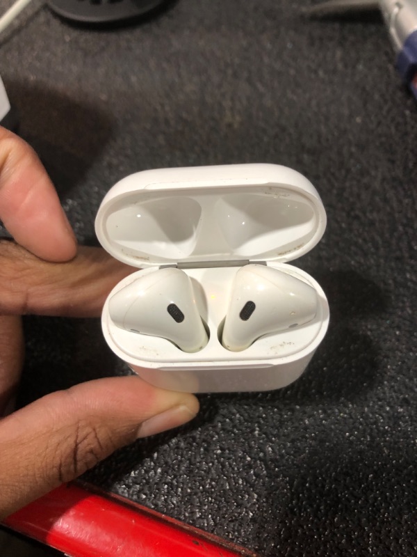 Photo 1 of Apple Airpods Wireless Bluetooth In-Ear Headset w/ Charging Case MMEF2AM/A (Renewed) 