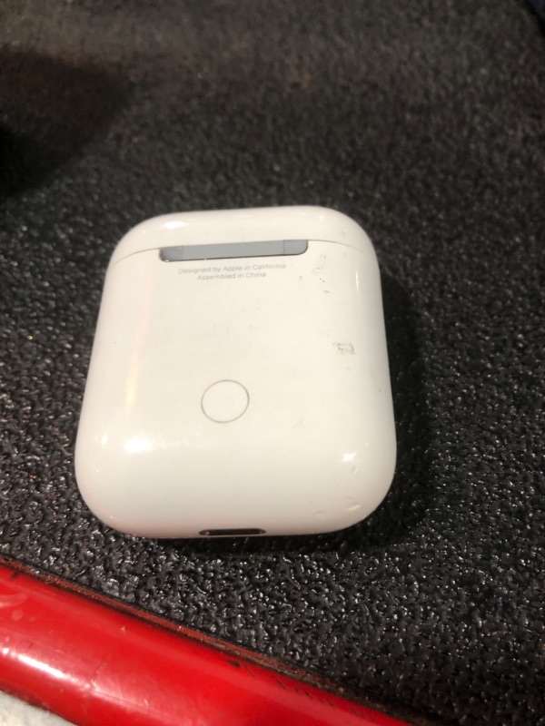 Photo 1 of Apple Airpods Wireless Bluetooth In-Ear Headset w/ Charging Case MMEF2AM/A (Renewed) 