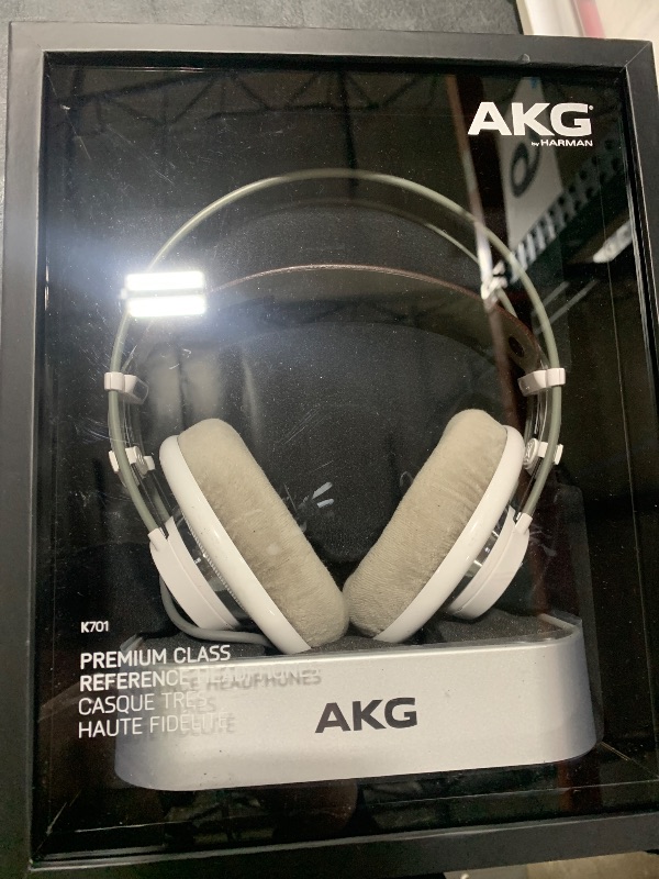 Photo 4 of AKG K 701 Ultra Reference Class Stereo Headphone Level 1