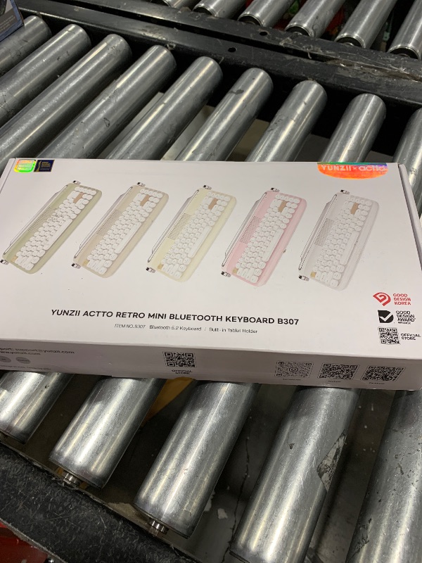 Photo 1 of YUNZII Upgraded Wireless Typewriter Keyboard, Retro Aesthetic with Integrated Stand,Cute Round Keycaps, USB-C/Bluetooth Connection for Table, Phone, PC and Win/Mac/Android (B307, Baby Pink)