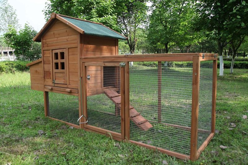 Photo 1 of Wooden Chicken Coop Size (271*87*94cm) Measurements in CM (87*86*41)