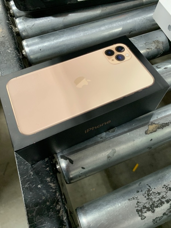 Photo 2 of Apple iPhone 11 Pro Max