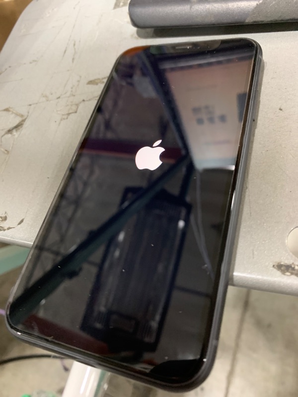 Photo 6 of Apple iPhone XR (64GB, Black) [Locked] + Carrier Subscription