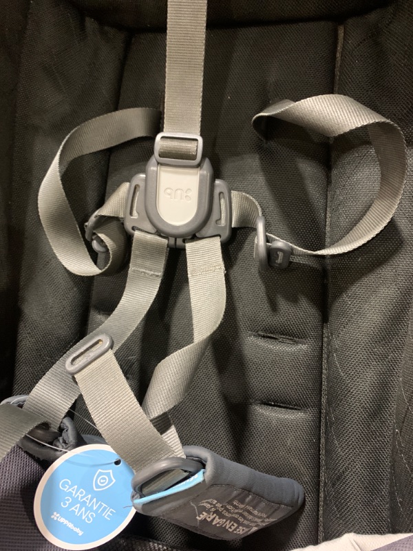 Photo 5 of UPPAbaby Vista V3 Stroller - Full-Size Single-to-Double Stroller System - Toddler Seat, Bug Shield, Rain Shield, and Storage Bag Included - Jake (Charcoal/Carbon Frame/Black Leather)