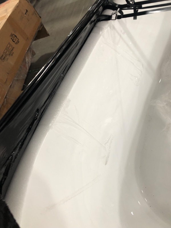 Photo 1 of (CRACKED/CHIPPED) Empava 67 Inch Acrylic Freestanding Bathtub Contemporary Soaking Tub with Brushed Nickel Overflow and Drain EMPV-BT1518, Glossy White