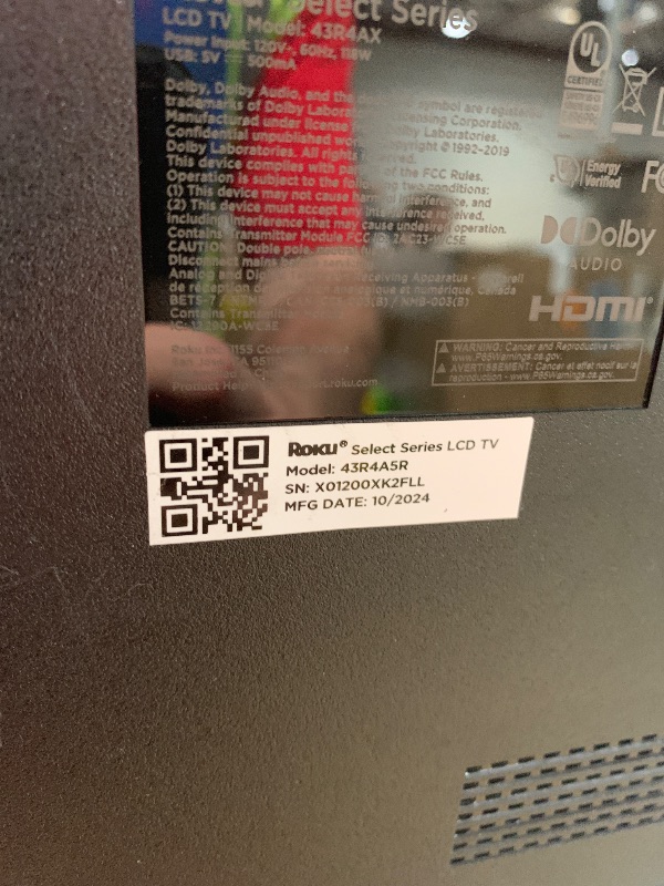Photo 1 of *********MISSING THE STANDS*************

Roku Smart TV – 43-Inch Select Series 4K HDR RokuTV with Roku Enhanced Voice Remote, Brilliant 4K Picture, Automatic Brightness, & Seamless Streaming – Live Local News, Sports, Family Entertainment