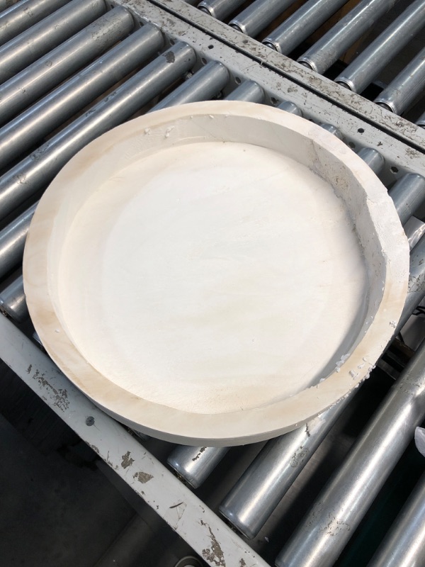 Photo 1 of (DAMAGED/REPAIRD) Creative Co-Op Round Hand-Carved Paulownia Wood Tray, Whitewashed Finish Accent Decor