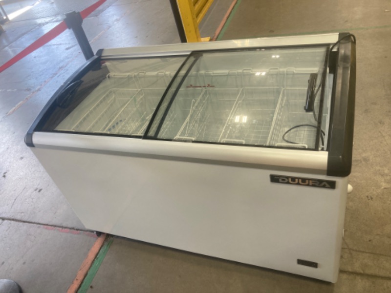 Photo 1 of **  FINAL SALE * SEE NOTES ** Duura Commercial Mobile Ice Cream Display Chest Freezer Sub Zero Temp Curved Glass Top Frost Free Lid with 6 Wire Baskets, 53.2 Inch Wide 15.2 Cubic Feet, White