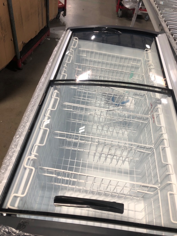Photo 1 of **  FINAL SALE * SEE NOTES ** Duura Commercial Mobile Ice Cream Display Chest Freezer Sub Zero Temp Curved Glass Top Frost Free Lid with 6 Wire Baskets, 53.2 Inch Wide 15.2 Cubic Feet, White