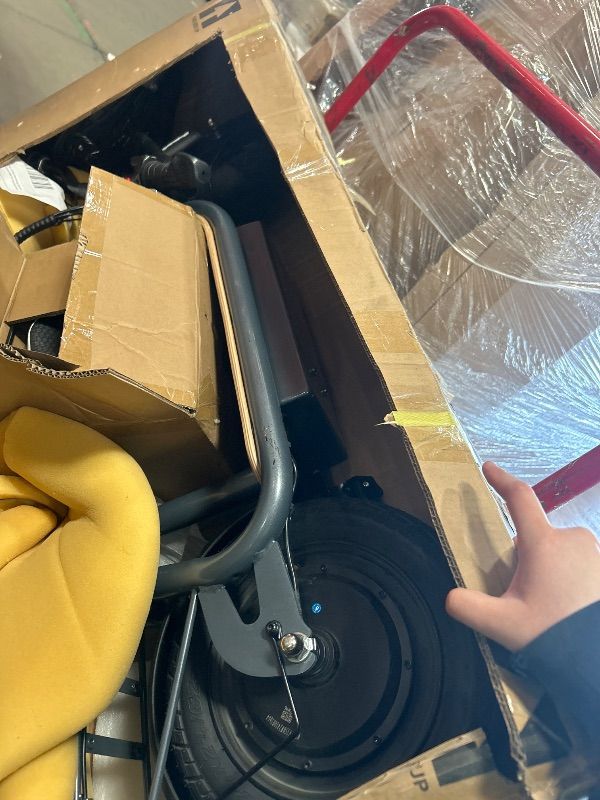 Photo 1 of ***PARTS ONLY***Caroma 560W Peak Electric Scooter with Seats, 12 Miles Max Range Electric Scooter with Child Seat, 20mph Top Speed Commuter Ebike for Adults&Teens, Adjustable Electric Scooter with Basket