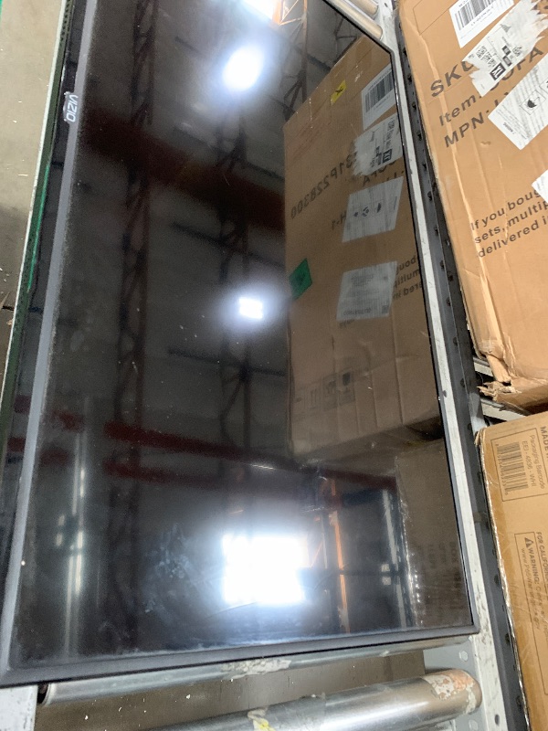 Photo 1 of ************SCREEN BROKEN, NON-FUNCTIONAL***************

VIZIO 40-inch Full HD 1080p Smart TV with DTS Virtual: X, Alexa Compatibility, Google Cast Built-in, Bluetooth Headphone Capable, (VFD40M-08 New)