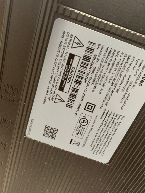 Photo 1 of *************SCREEN DAMAGED, NON-FUNCTIONAL************

SAMSUNG 43-Inch Class Crystal UHD 4K DU7200 Series HDR Smart TV w/Object Tracking Sound Lite, PurColor, Motion Xcelerator, Mega Contrast, Q-Symphony (UN43DU7200, 2024 Model)