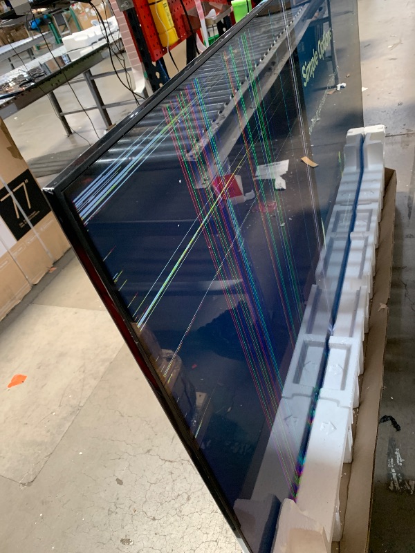 Photo 1 of ********************SCREEN DAMAGED***************

SAMSUNG 85-Inch Class 4K Crystal UHD DU8000 Series HDR Smart TV w/Object Tracking Sound Lite, Motion Xcelerator 120Hz, Ultra Slim Design, Gaming Hub, Alexa Built-in (UN85DU8000, 2024 Model)