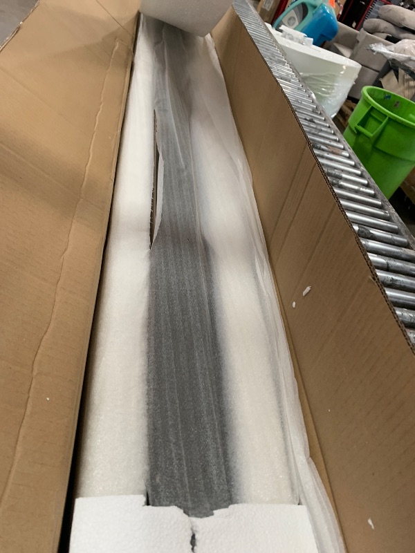 Photo 1 of ***********PARTIAL ITEM, THIS IS ONLY BOX 2 OUT OF 2**************

Merax Teddy Fleece Full Size Upholstered Platform Bed with Hydraulic Storage System, White