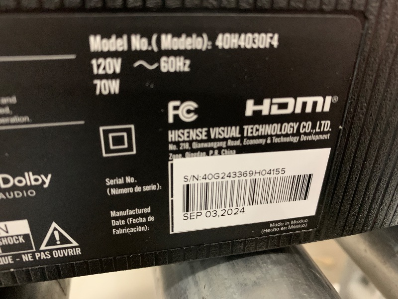Photo 1 of *******************SCREEN DESTROYED, NON-FUNCTIONAL*****************

Hisense 40-Inch Class H4 Series LED Roku Smart TV with Alexa Compatibility (40H4F, 2020 Model)