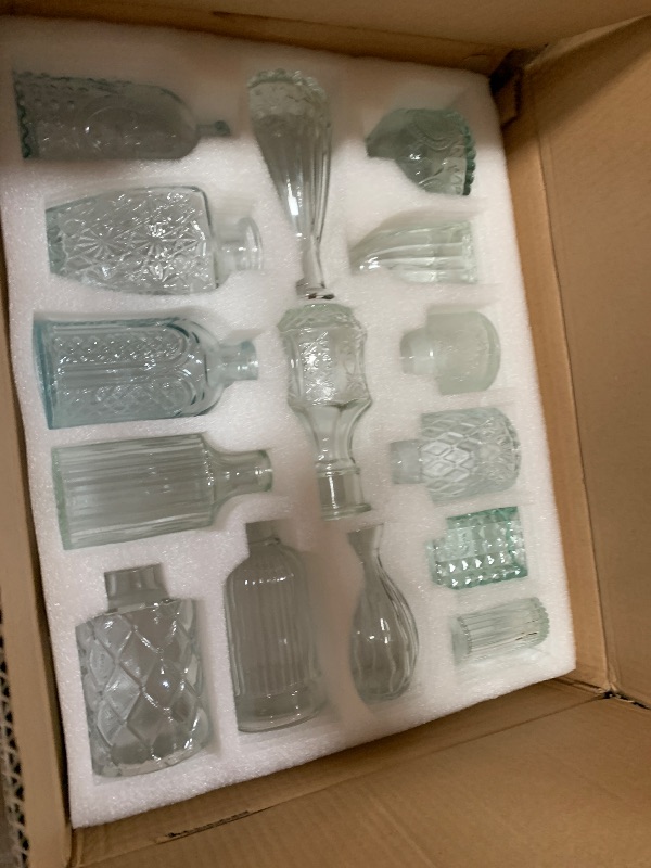 Photo 1 of **************GLASSES ARE TOTALLY CLEAR*****************

Glass Bud Vases Set of 36PCS, Small Flower Vases for Wedding Centerpiece Table Decoration, Vintage Vase in Bulk for Flower Arrangements, Mini Vase for Birthday Party, Festival Home Decor,Green