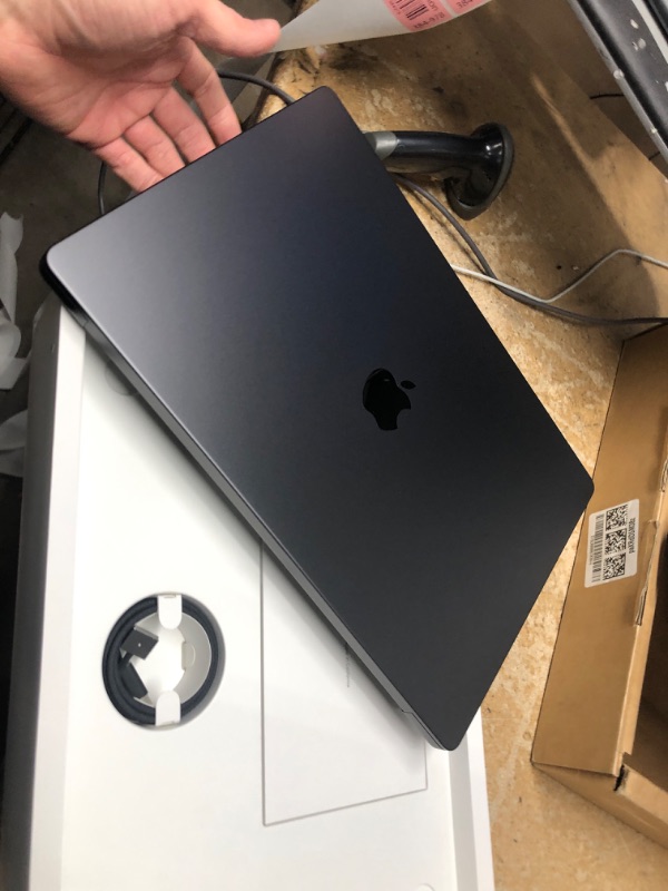 Photo 3 of Apple 2024 MacBook Pro Laptop with M4 Max, 14?core CPU, 32?core GPU: Built for Apple Intelligence, 16.2-inch Liquid Retina XDR Display, 36GB Unified Memory, 1TB SSD Storage; Space Black