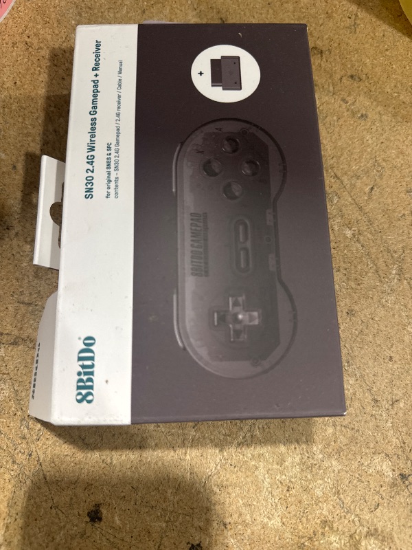 Photo 2 of 8Bitdo Sn30 2.4G Wireless Gamepad for Original SNES/Sfc (Transparent Edition)