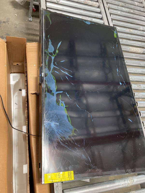 Photo 1 of **SMASHED SCREEN FINAL SALE**Roku Smart TV – 50-Inch Select Series 4K HDR RokuTV with Roku Enhanced Voice Remote, Brilliant 4K Picture, Automatic Brightness, & Seamless Streaming – Live Local News, Sports, Family Entertainment