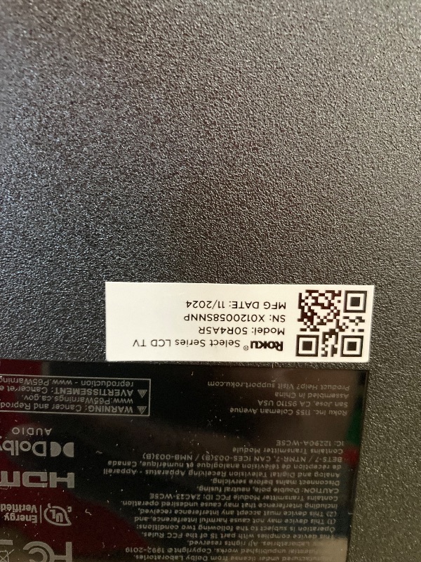 Photo 1 of **SMASHED SCREEN FINAL SALE **Roku Smart TV – 50-Inch Select Series 4K HDR RokuTV with Roku Enhanced Voice Remote, Brilliant 4K Picture, Automatic Brightness, & Seamless Streaming – Live Local News, Sports, Family Entertainment