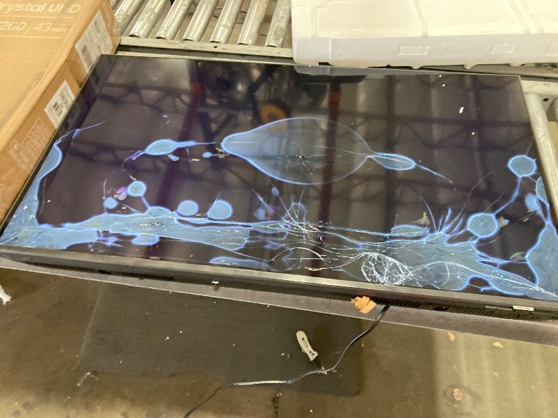 Photo 1 of **SMASHED SCREEN**SAMSUNG 43-Inch Class Crystal UHD 4K DU7200 Series HDR Smart TV w/Object Tracking Sound Lite, PurColor, Motion Xcelerator, Mega Contrast, Q-Symphony (UN43DU7200, 2024 Model)