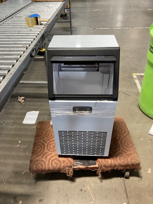Photo 1 of 100LBS/200LBS/265LBS Freestanding Commercial Ice Maker Z5845A
