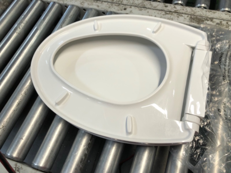Photo 1 of *** MISSING HARDWARE***
TOTO SS124-01 Toilet Seat in Cotton White