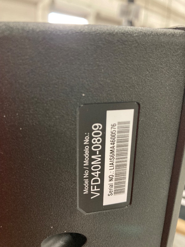 Photo 1 of **SMASHED SCREEN FINAL SALE**VIZIO 40-inch Full HD 1080p Smart TV with DTS Virtual: X, Alexa Compatibility, Google Cast Built-in, Bluetooth Headphone Capable, (VFD40M-08 New)