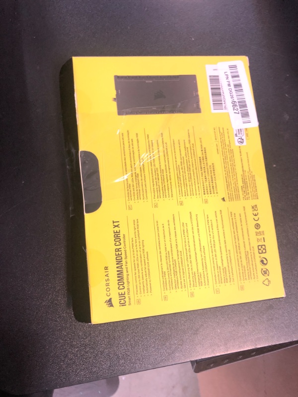 Photo 1 of CORSAIR iCUE COMMANDER CORE XT, Digital Fan Speed and RGB Lighting Controller