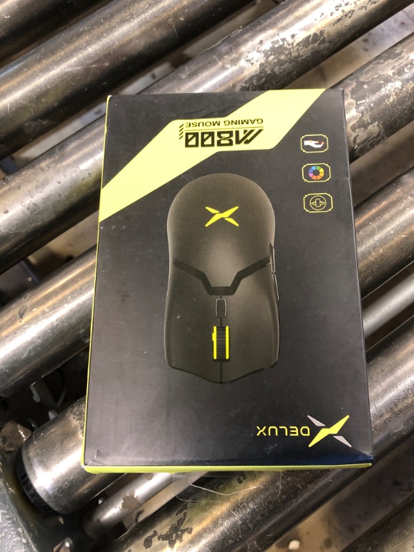Photo 1 of DeLUX M800PRO Wireless Gaming Mouse - PAW 3370 Sensor, Multi-Device Connection, TTC Encoder Wheel, 19000DPI, 70g Lightweight, 56Hr Battery, 6 Programmable Buttons & LOD Adjustment (White)