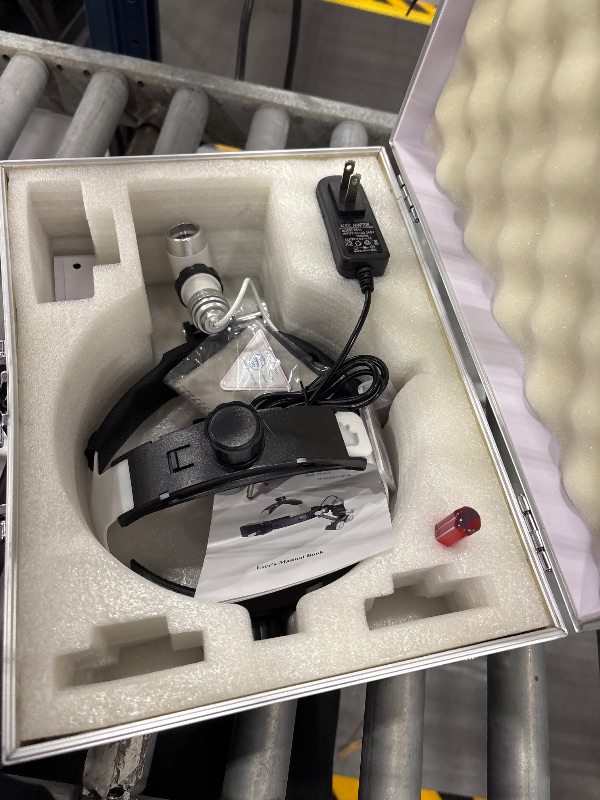 View 3 of faruijie 3.5X Magnification Surgical Loupes with Light