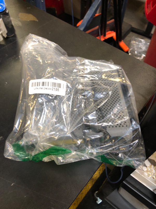 Photo 1 of Motorola MB8600 DOCSIS 3.1 Gig-Speed Cable Modem Plus 32x8 DOCSIS 3.0. Approved by Comcast Xfinity, Cox, and More, Gray (Renewed)