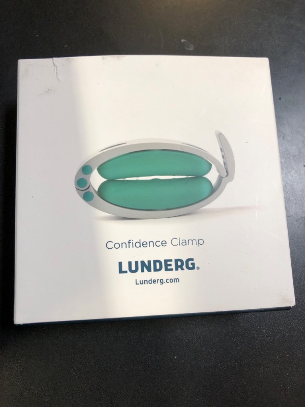 Photo 2 of Confidence Clamp by Lunderg - Comfortable Urinary Incontinence Clamp with 3 Adjustable Sizes & Travel Bag - Mens Incontinence Products