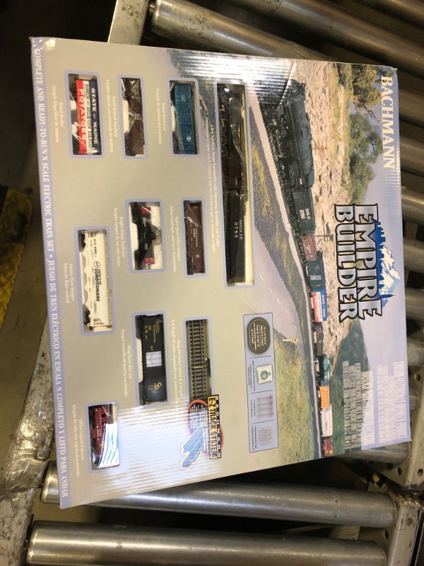 Photo 1 of Bachmann Trains - Pacific Flyer Ready To Run Electric Train Set - HO Scale