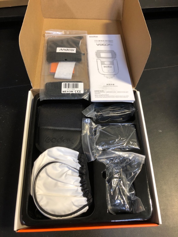 Photo 1 of Godox V860III-S Camera Flash Light Wireless TTL Speedlite Modeling Light Transmitter/Receiver Manual/Auto Flash GN60 1/8000s HSS Built-in 2.4G Wireless X System Replacement for Sony Cameras