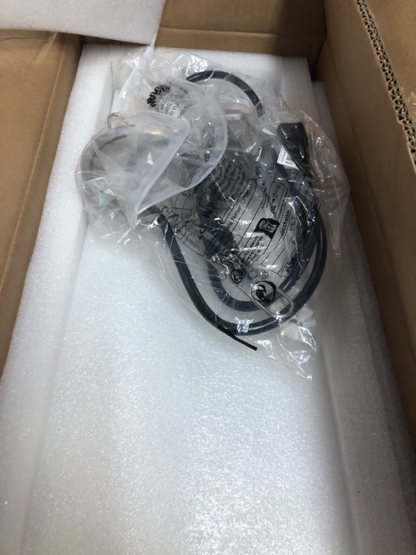 Photo 1 of CGOLDENWALL 1500W Commercial Automatic Oil Press Machine Industrial Oil pressing machine Nuts Seeds Oil Presser Pressing Machine Cold Hot Press All Stainless Steel High Oil Extractor CE (Silver, 110V)