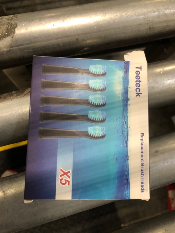 Photo 1 of 5pc Toothbrush Heads Compatible with Fairywill D7/D8/FW507/508, 551/917/959/D1/D3 (Black)
