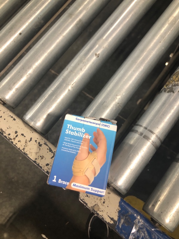 Photo 1 of AKSO MEDICOS CMC Thumb Brace - Comfortable Thumb Splint for CMC Joint Pain Relief and Support, Osteoarthritis, Tendonitis, Arthritis, CMC Joint Thumb Arthritis Brace for Women Men (Right Hand, Medium, Grey)