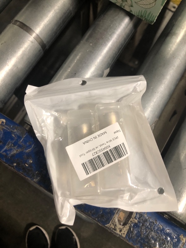 Photo 1 of 2 pc wire twist 
