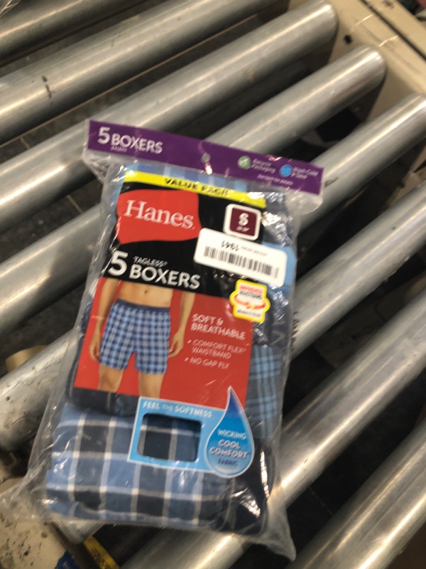 Photo 1 of Hanes Men Hanes Men's Tagless Boxers with Exposed Waistband, Assorted Multi-Packs and Colors