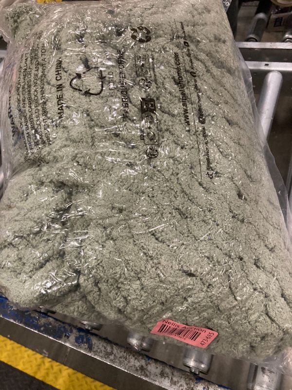 Photo 1 of ***VERY USED***Amélie Home Soft Chunky Knit Throw Blanket, Thick Chenille Yarn Cozy Knit Throw, Warm Fluffy Handmade Crochet Knot Blanket for Couch Sofa Bed, 50x60, Sage Green