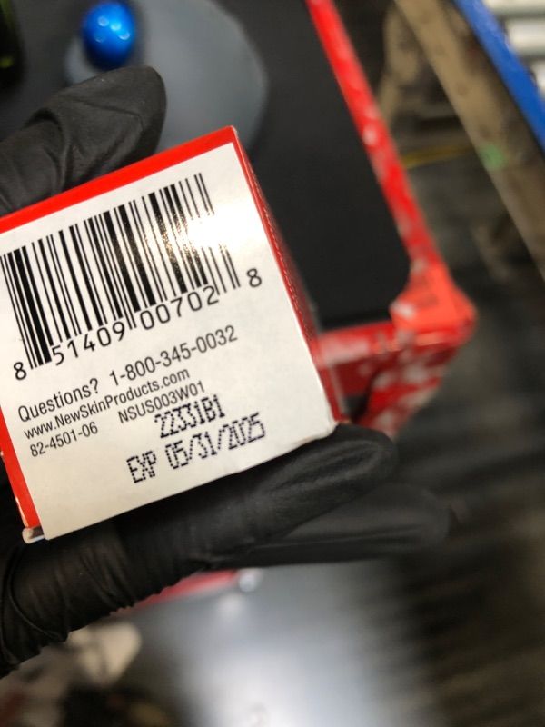 Photo 1 of New-Skin Liquid Bandage Spray for Cuts and Minor Scrapes, 1 Ounce