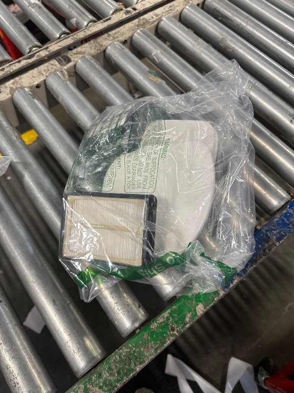 Photo 1 of 2Pack Hepa & Felt Filters Replacement for Shark Navigator Lift-Away ZU503AMZ NV350 NV351 NV352 NV355 NV356E NV357 NV360 NV370 NV391 UV440 UV490 UV500 UV540 UV541 UV550 Vacuums.Part XFF350 & XHF350.