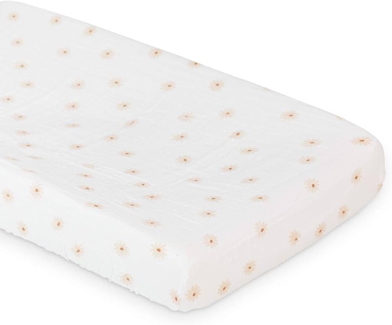 Photo 1 of 
Lulujo Muslin Change Pad Cover - Fitted Changing Pad Cover for Boys and Girls -32"x17", 1 Pack (Daisies