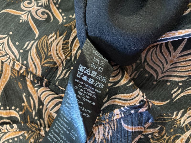 Photo 1 of ***unknown US size, only has UK 22 / EU 50*** City Chic Women's Plus Size Maxi TIE Front, NILE Fan